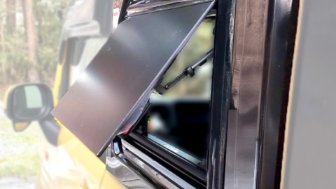 CUBE N-VAN左スライド窓単仕様FRPエクステンション 窓付き 一式